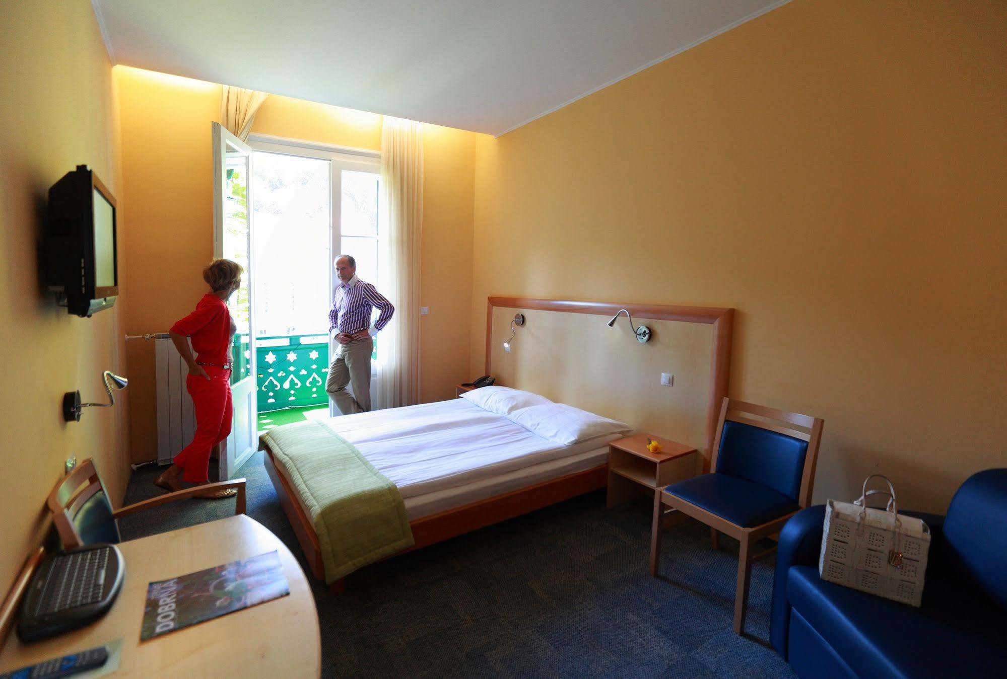 Depadansa Hotel Park - Terme Dobrna Dış mekan fotoğraf